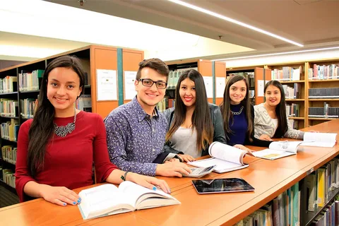 universidades-ofrecen-doctorado-online-Costa-Rica